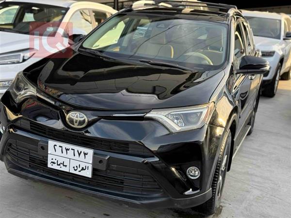 Toyota for sale in Iraq